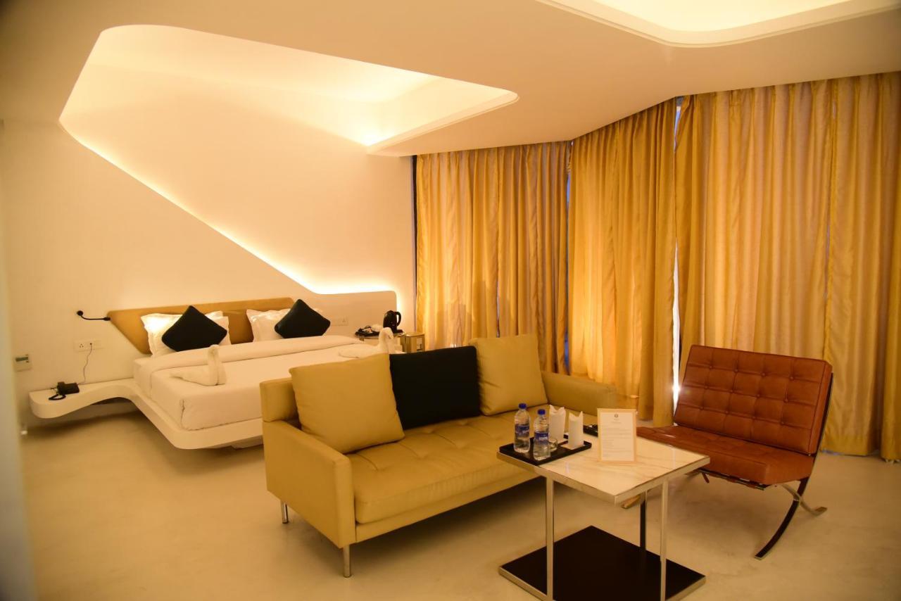 Ramaya Hotel Rohtak Exterior photo