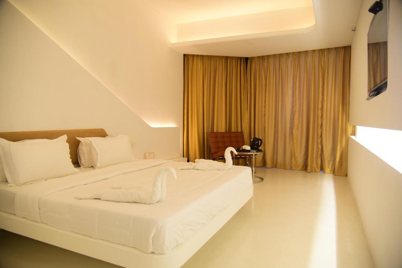 Ramaya Hotel Rohtak Exterior photo