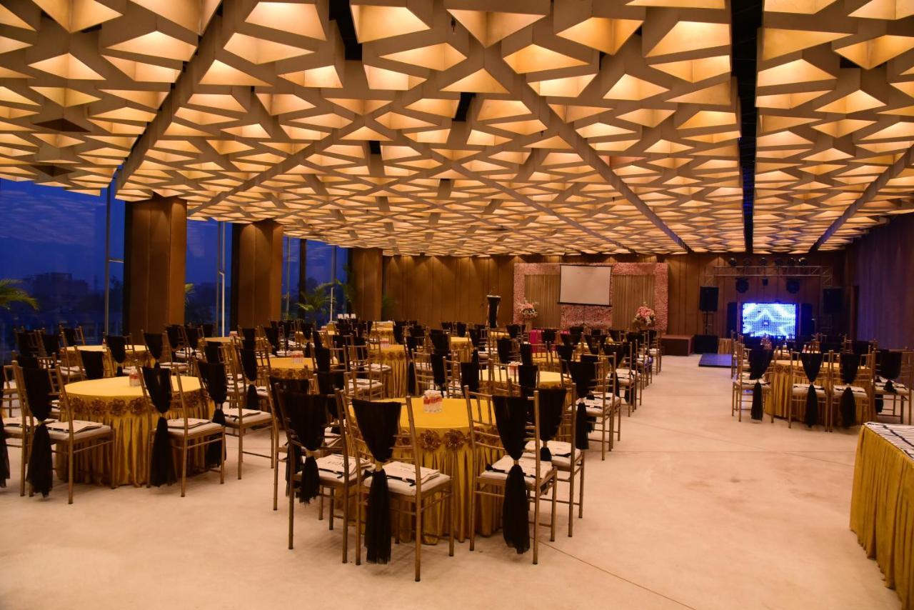 Ramaya Hotel Rohtak Exterior photo